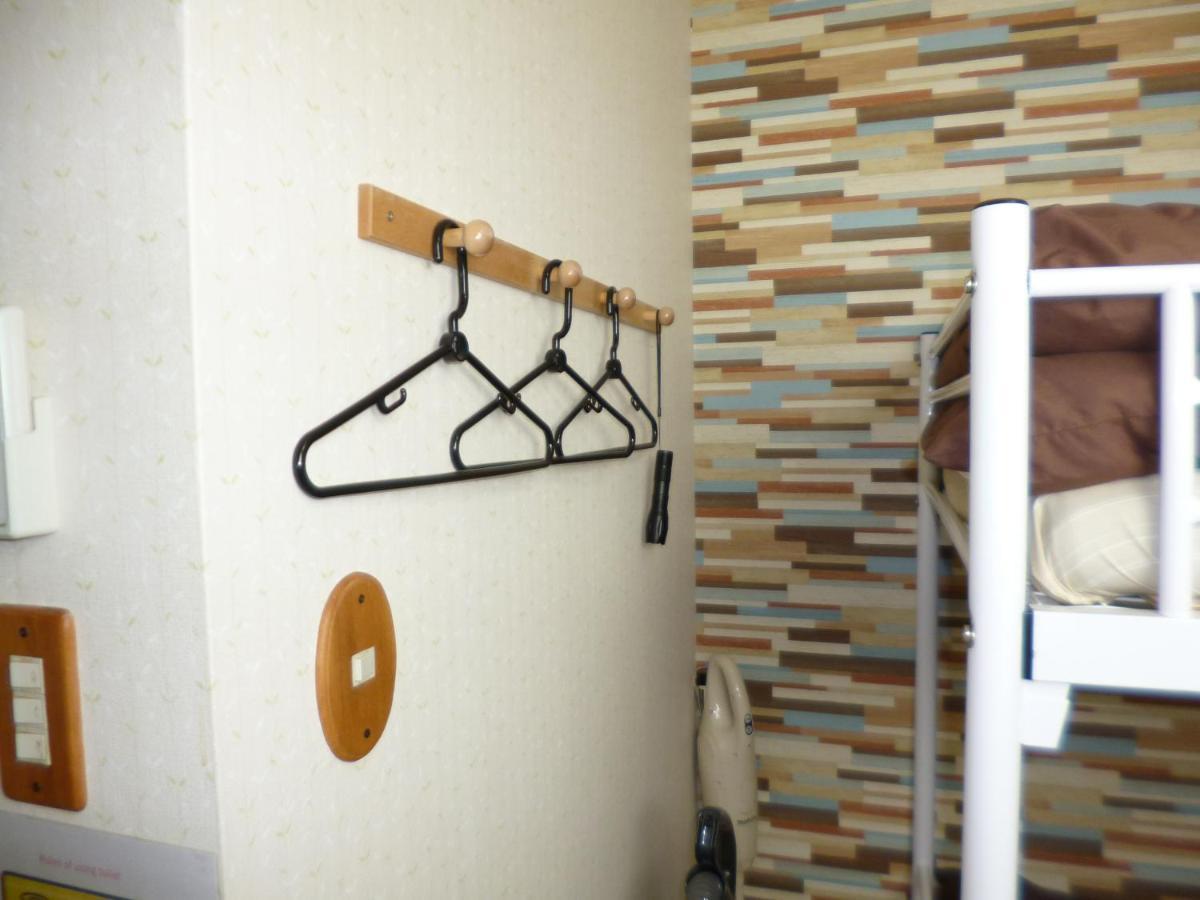 Ferienwohnung ザミッキーカールトン井尻102 Shiobaru Exterior foto